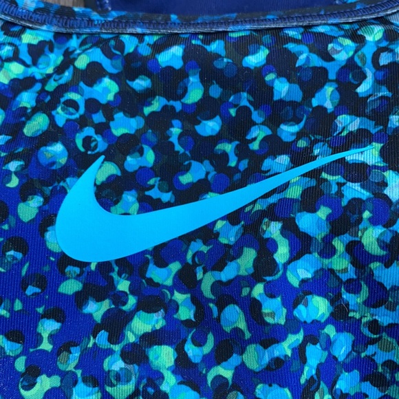 Nike dri fit bra in XS - Picture 9 of 9